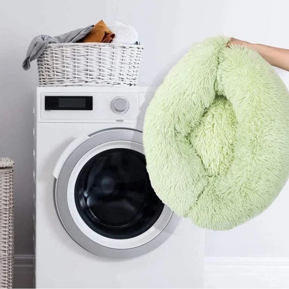 NEW - DOG/CAT FLUFFY BED - Picture 3 of 4